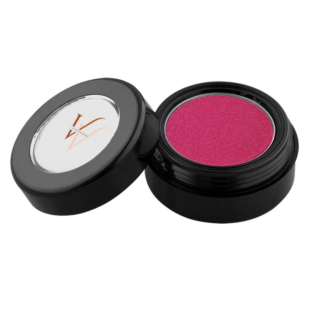 viaGlamour image of a extreme-eyeshadow