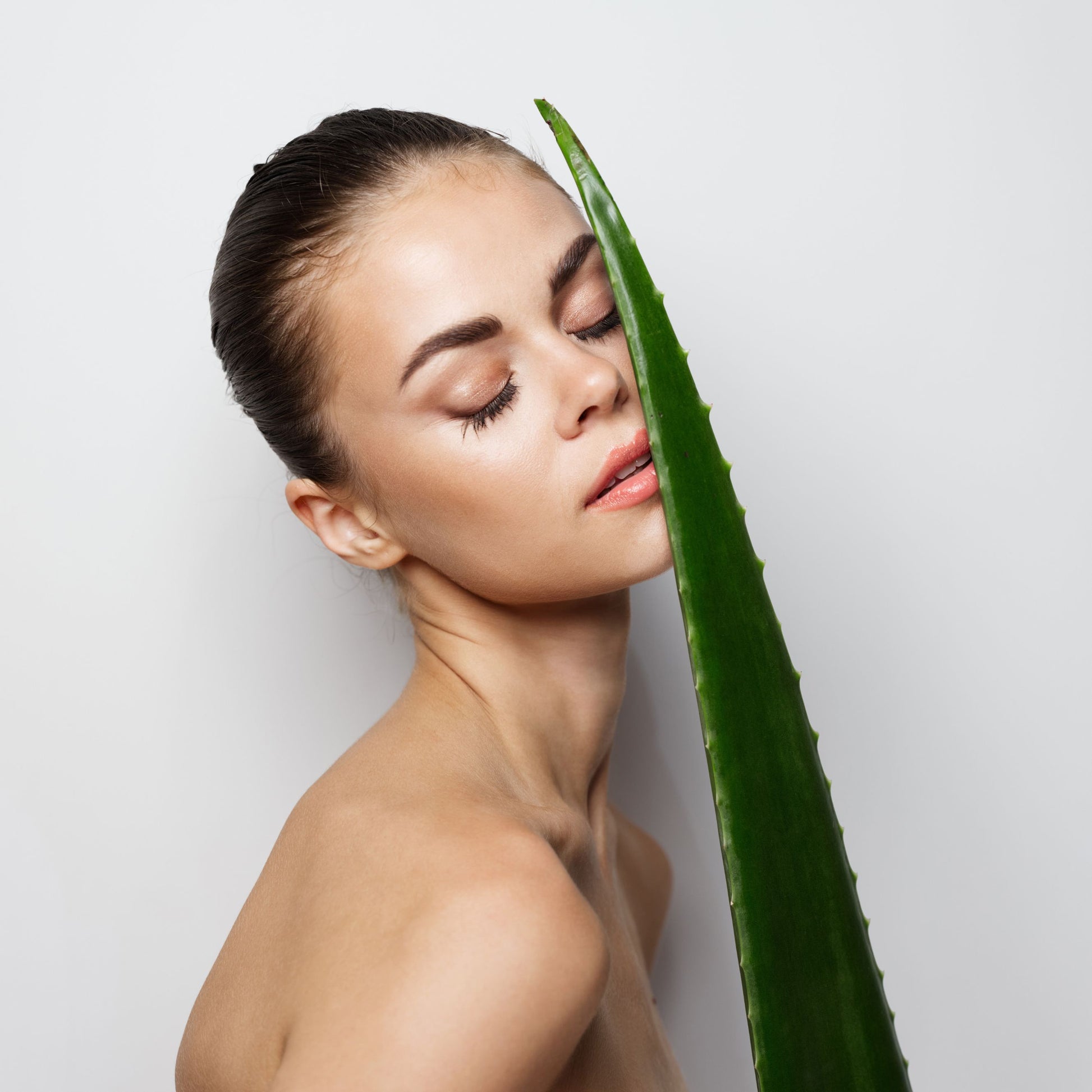 Luxe Soothing Aloe Therapy Vera Gel