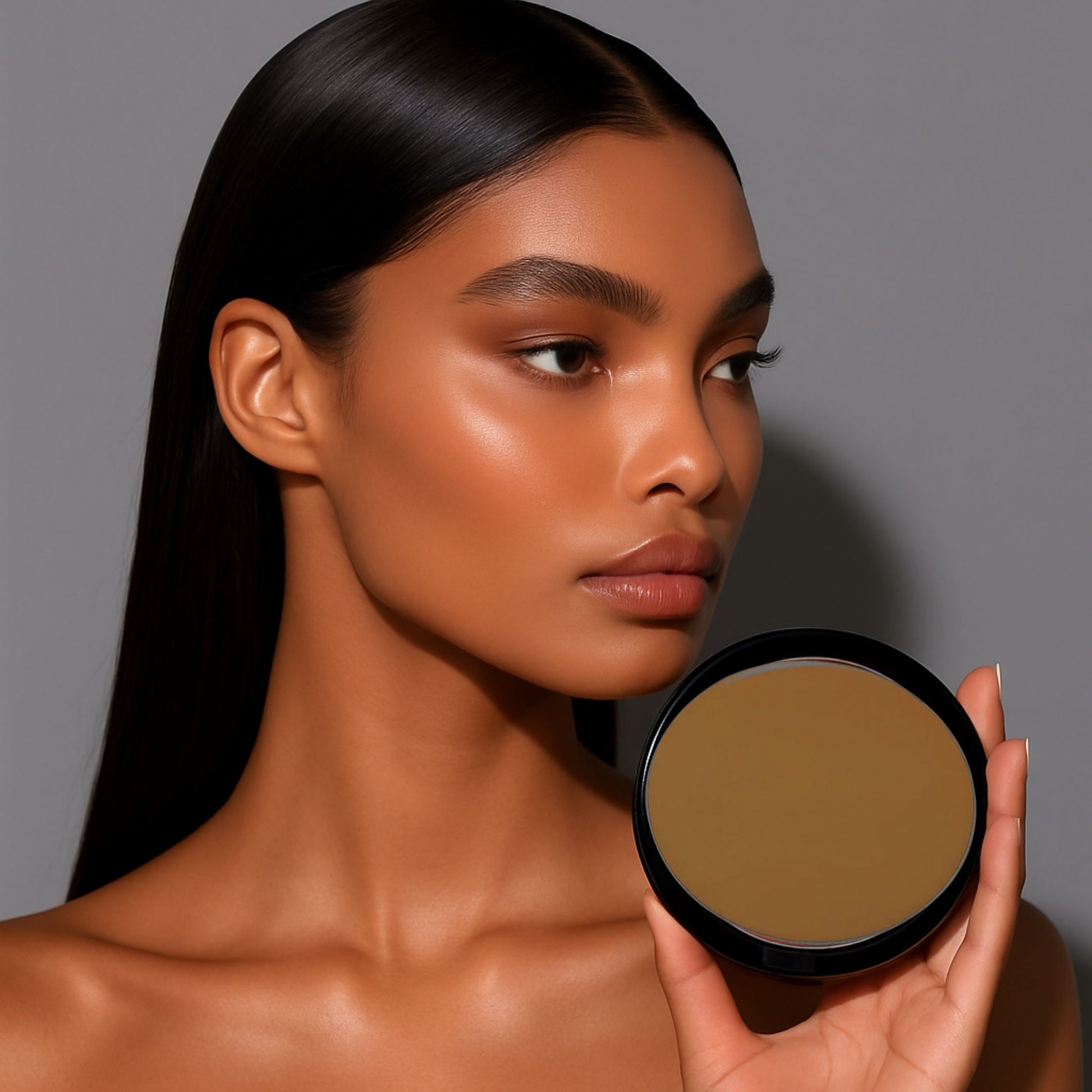 Caramel Concealer Compact