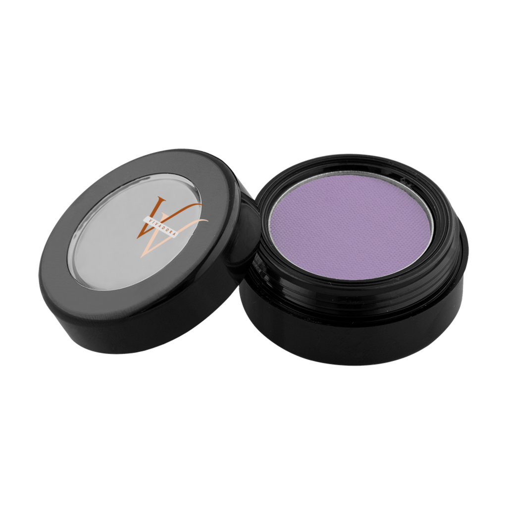 viaGlamour image of a extreme-eyeshadow